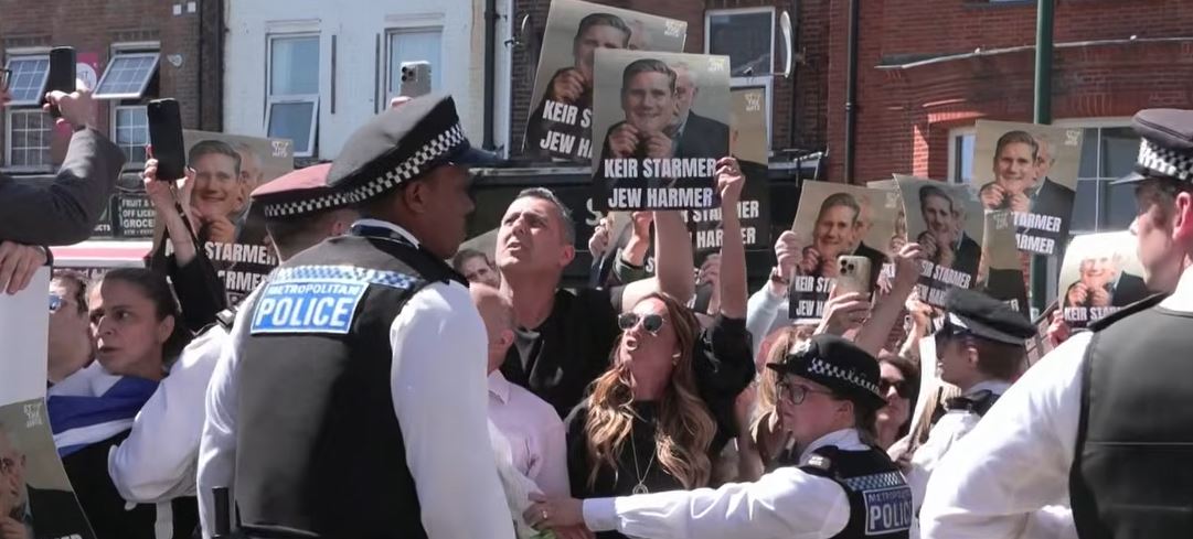 Vague d'antisémitisme à Londres : des centaines de policiers déployés pour protéger les Juifs 1 antisemistisme londres