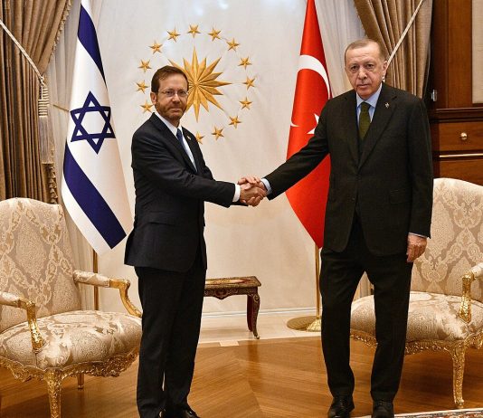 Dr Eli Karmon à Arutz 7 : Liban, Iran, Gaza. Et le front turc ?