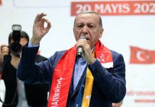 La presse grecque : « Israël regarde la Turquie dans le blanc des yeux — Erdogan a peur »