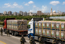 Des mères de combattants interpellent le ministre Dichter : « Nos enfants mangent des rations de combat Ă Gaza et les chèvres auront des omelettes. Il a perdu la tĂŞte. Pourquoi le Premier ministre n’intervient-il pas ? »