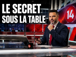 Pris sur le vif : que cache le correspondant militaire de la Chaîne 14 sous sa table de studio ?
