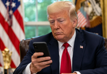 Trump : le chef par intĂ©rim du renseignement amĂ©ricain a limogĂ© des dizaines d’officiers