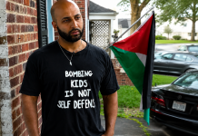 United Airlines à un passager palestinien : change de chemise, ou tu ne voleras pas