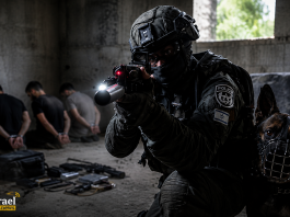 Des commandos de la police israélienne prennent d’assaut une planque à Jénine, trois suspects arrêtés en pleine préparation d’un attentat imminent