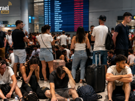 ‘On était jetés par terre’ : des passagers coincés à l’aéroport en rentrant vers Israël