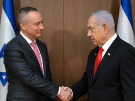 La réunion tendue entre Netanyahou et le directeur du Conseil de la paix : « Arrêtez les frappes »
