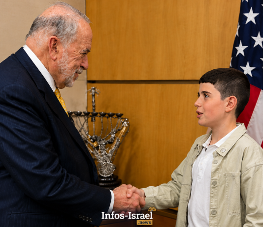 L’enfant israélien qui a bouleversé l’ambassadeur des États-Unis : « Une source d’inspiration » | Vidéo