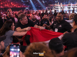 À VOIR : Un couple arrache un drapeau nazi lors d’un gala de boxe à Orlando